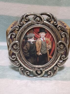 Brighton silver tone photo picture Like New